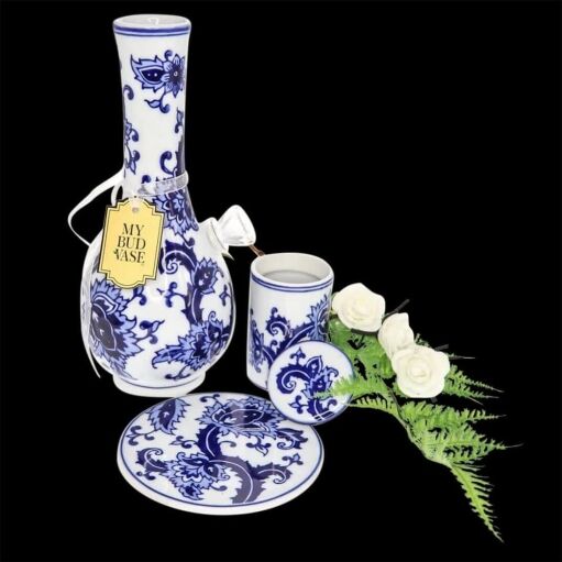 My Bud Vase Joy Water Pipe - 03