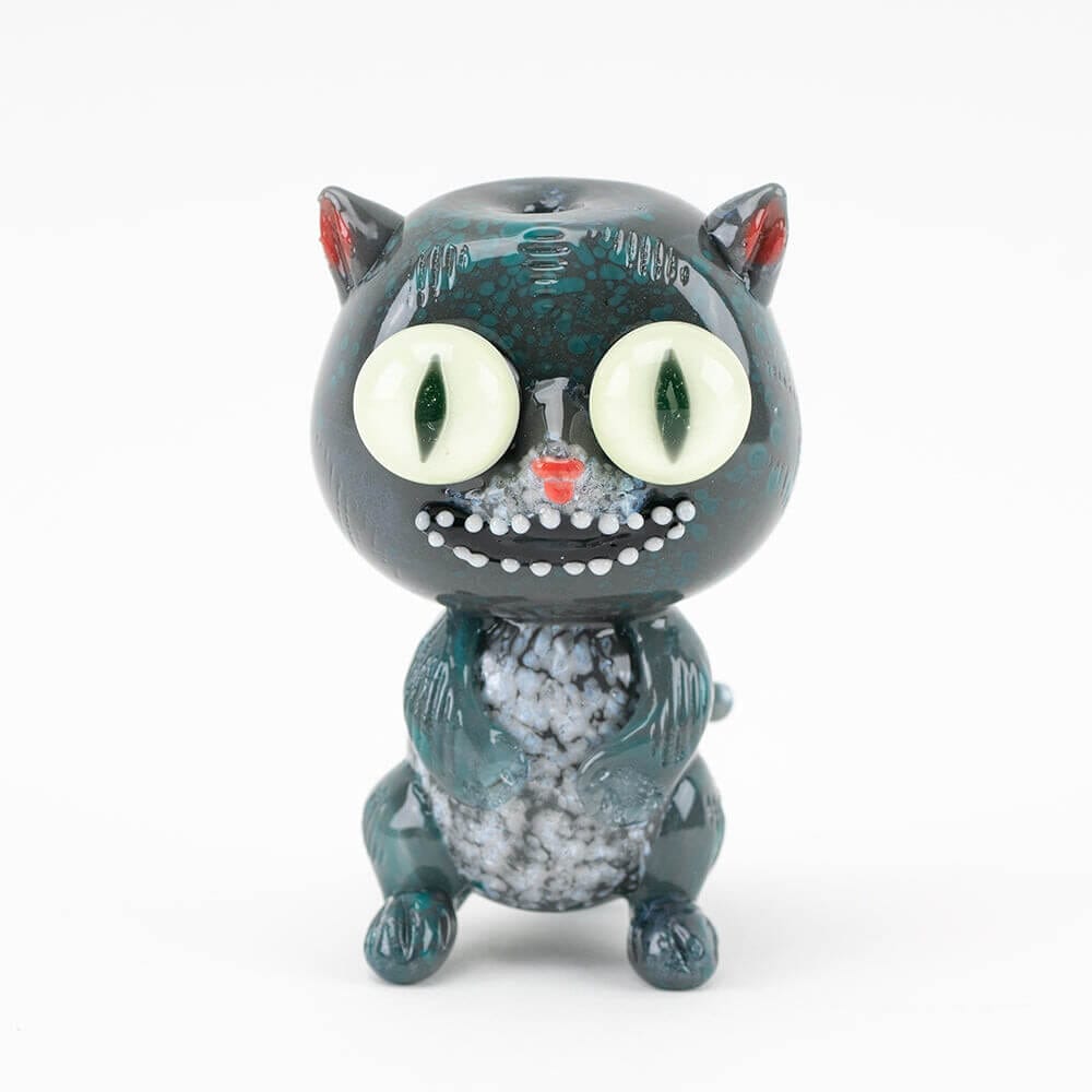 Empire Glassworks Galacticat / UV Reactive Hand Pipe 01
