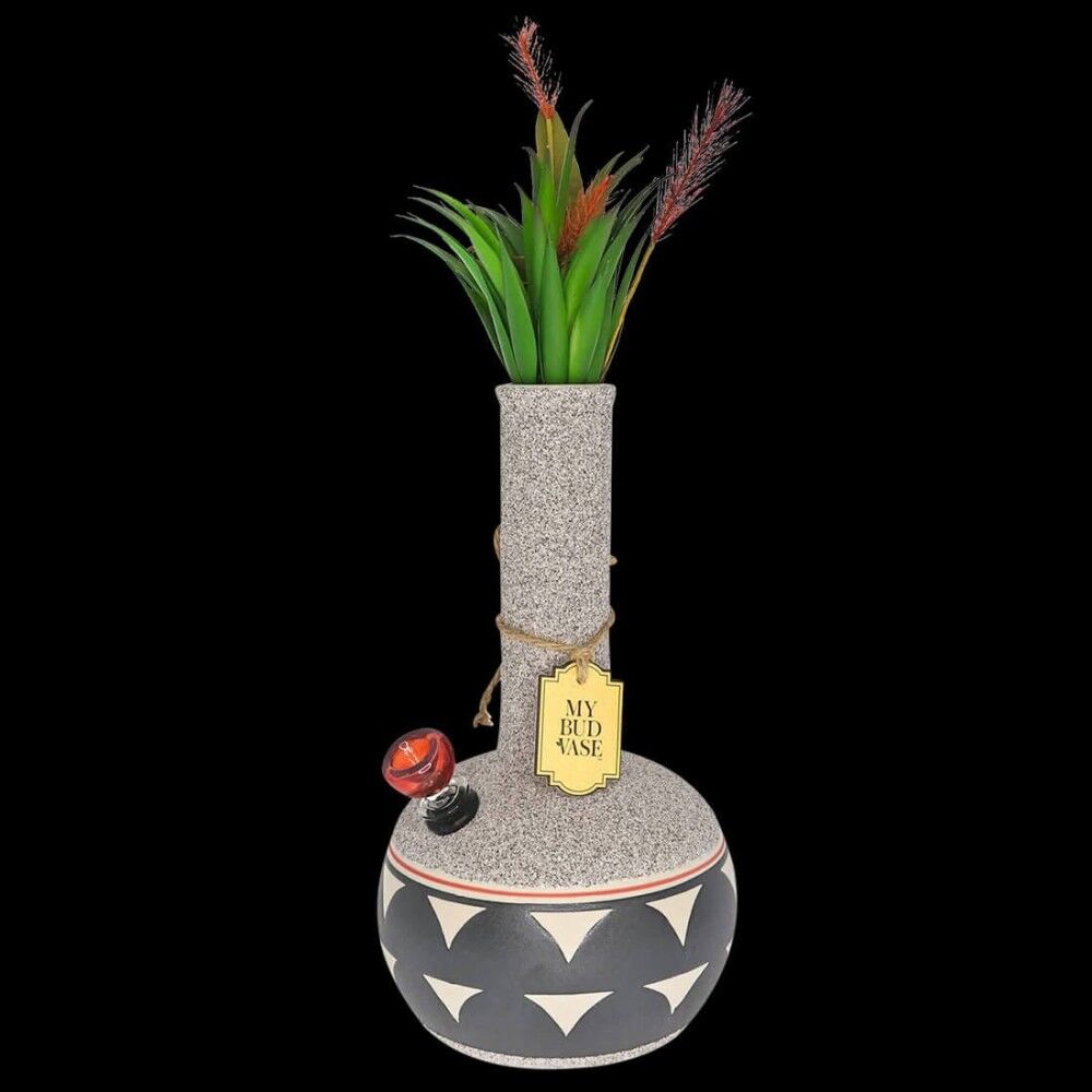 My Bud Vase Coyote Water Pipe - 01