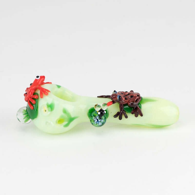 Empire Glassworks Ribbit Hand Pipe 02
