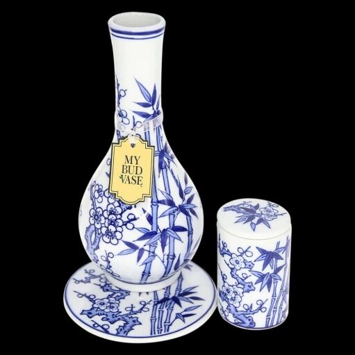My Bud Vase Luck Water Pipe - 03