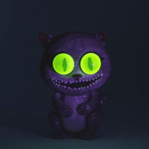Empire Glassworks Galacticat / UV Reactive Hand Pipe 02