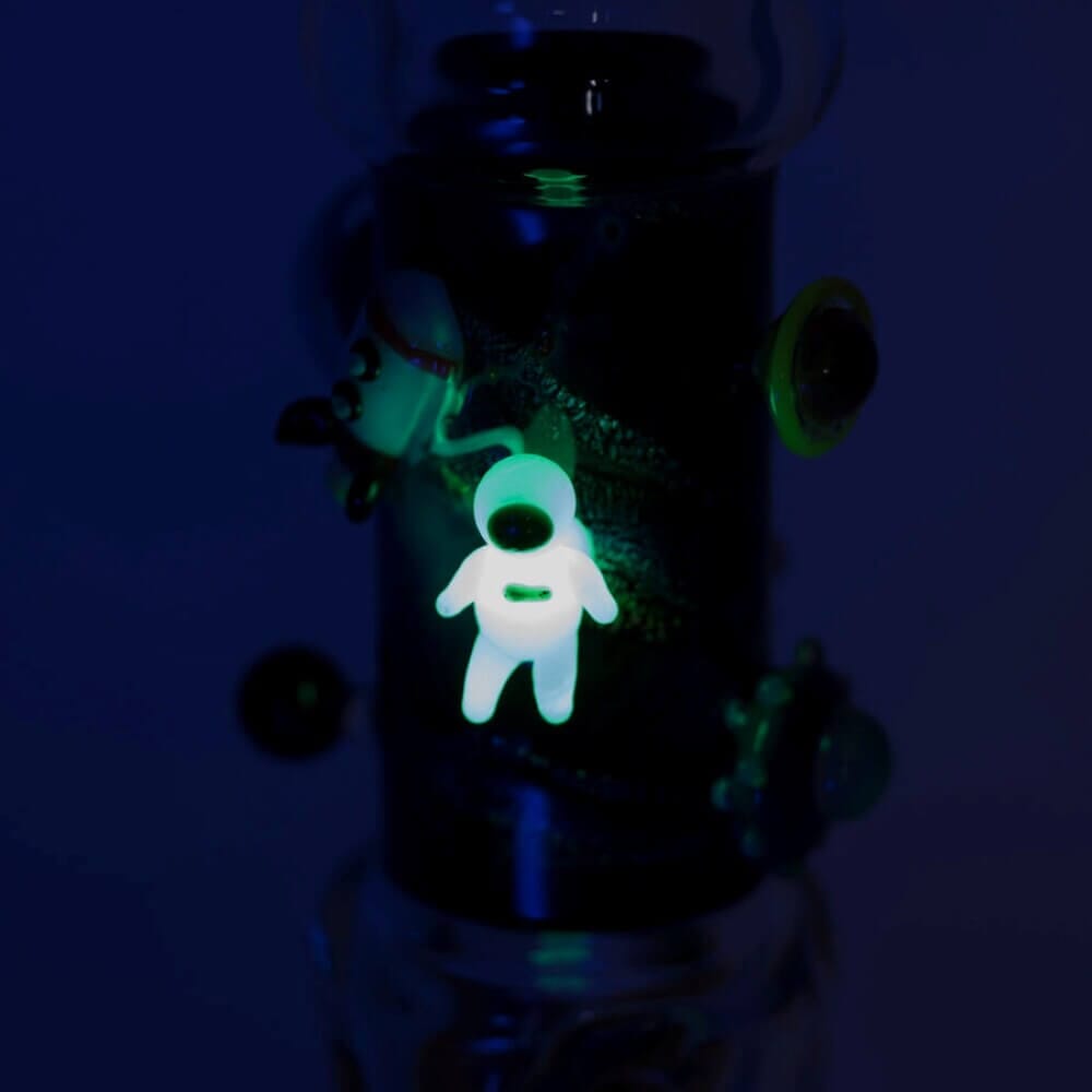 Empire Glassworks Across The Universe Beaker Water Pipe 06