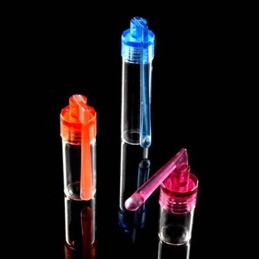 Glass Snuff Vial With Spoon -01